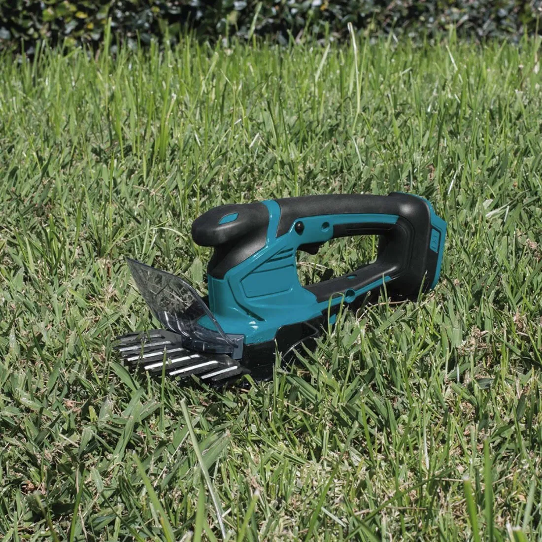 18V Li-Ion Cordless Grass Shear Cutter Trimmer  Lightweight, Powerful