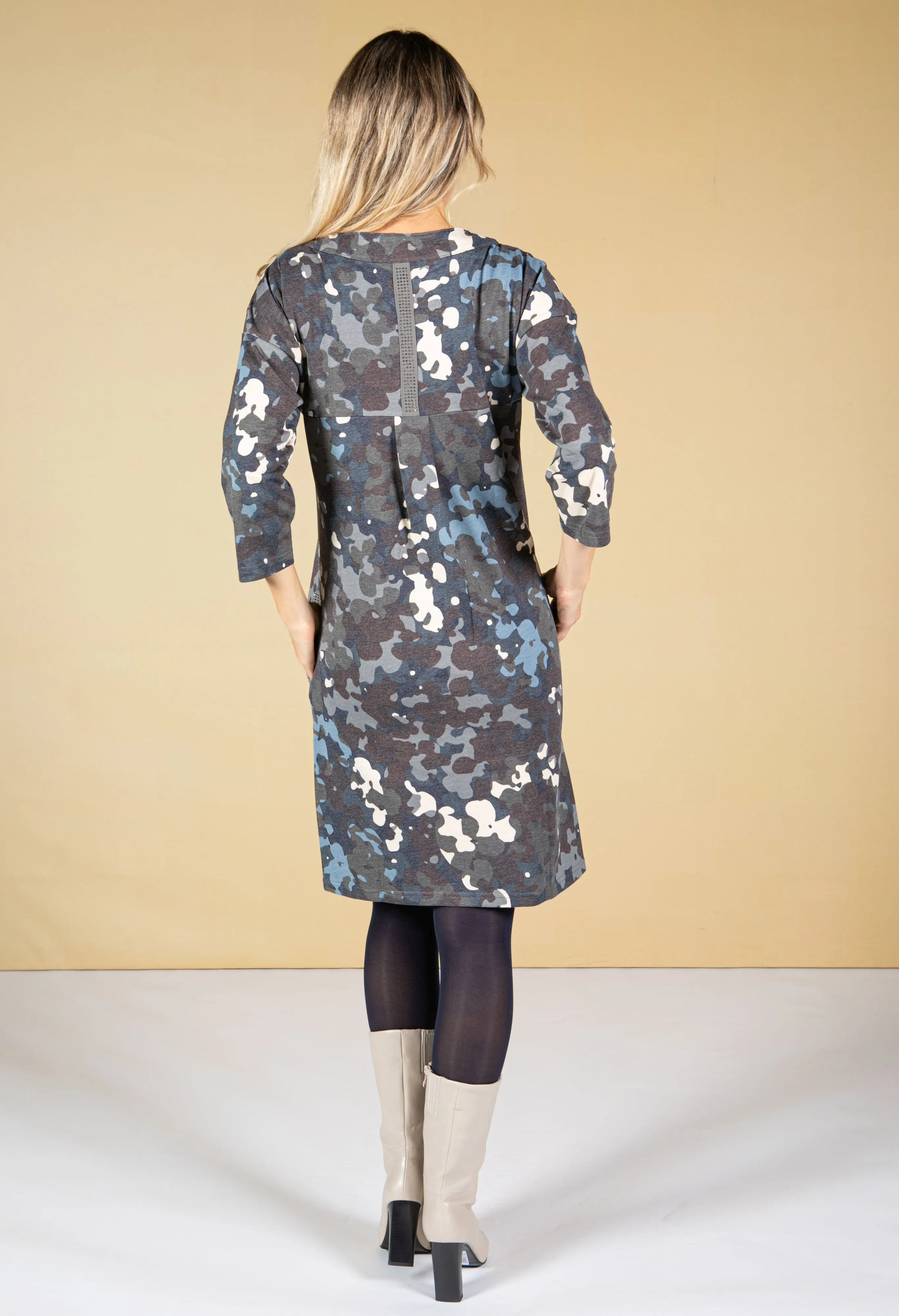 3/4 Sleeve Midi Jumper Dress