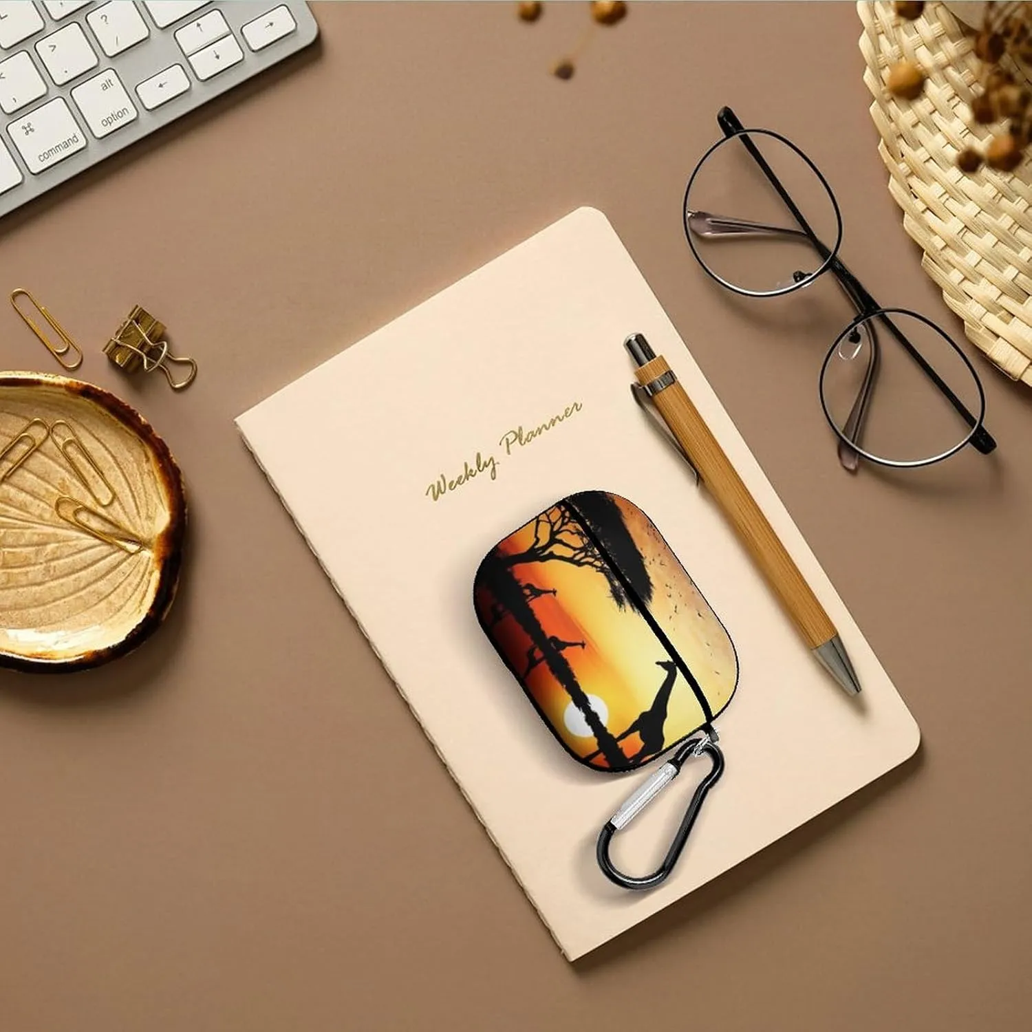 Airpods Pro Case for (2nd/1st Gen), Giraffe Sunset Airpods Pro 2 Cover, Earpods Case with Durable Carabiner, Earbud Cases Supports Wireless Charging Durable and Shockproof