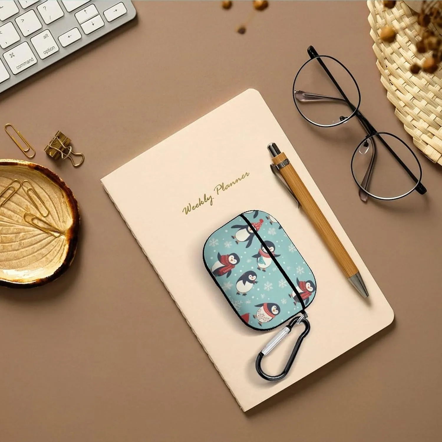 Airpods Pro Case for (2nd/1st Gen), Winter Christmas Penguins Airpods Pro 2 Cover, Earpods Case with Durable Carabiner, Earbud Cases Supports Wireless Charging Durable and Shockproof