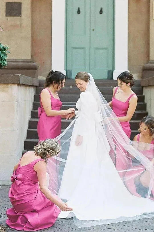 Luolandi Sheath Square Neck Fuchsia Satin Bridesmaid Dresses with Bow Charming Evening Party Dress
