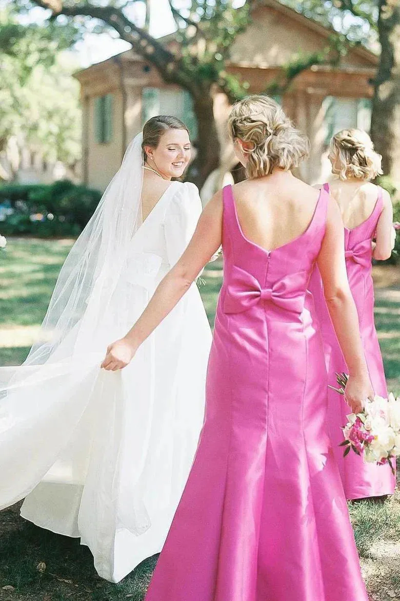 Luolandi Sheath Square Neck Fuchsia Satin Bridesmaid Dresses with Bow Charming Evening Party Dress