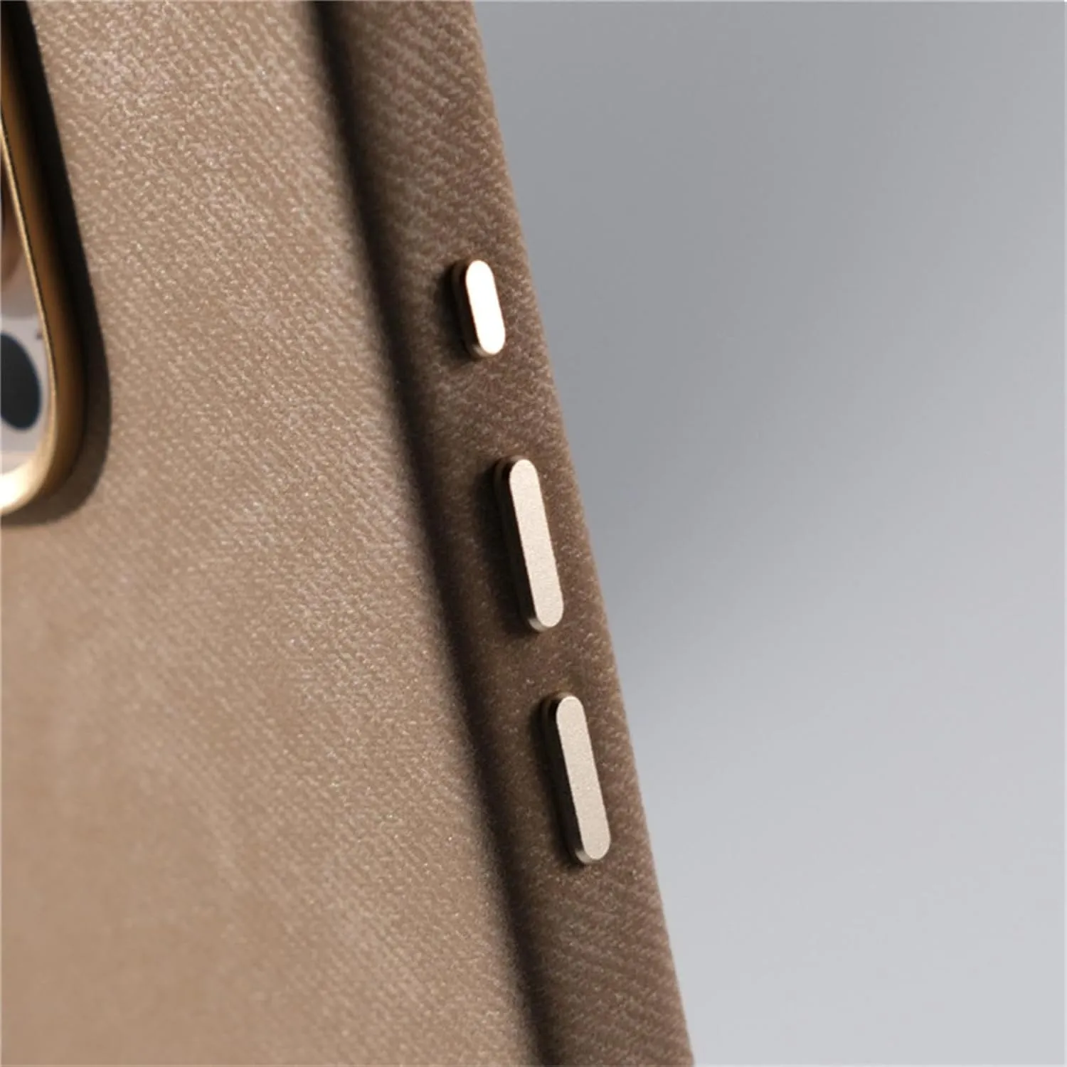 Luxury Flannel Fabric Magnetic Wireless Charge Cases for iPhone 16 15 14 13 16pro Max Metal Lens Shockproof Cover(for iPhone 16/Green)