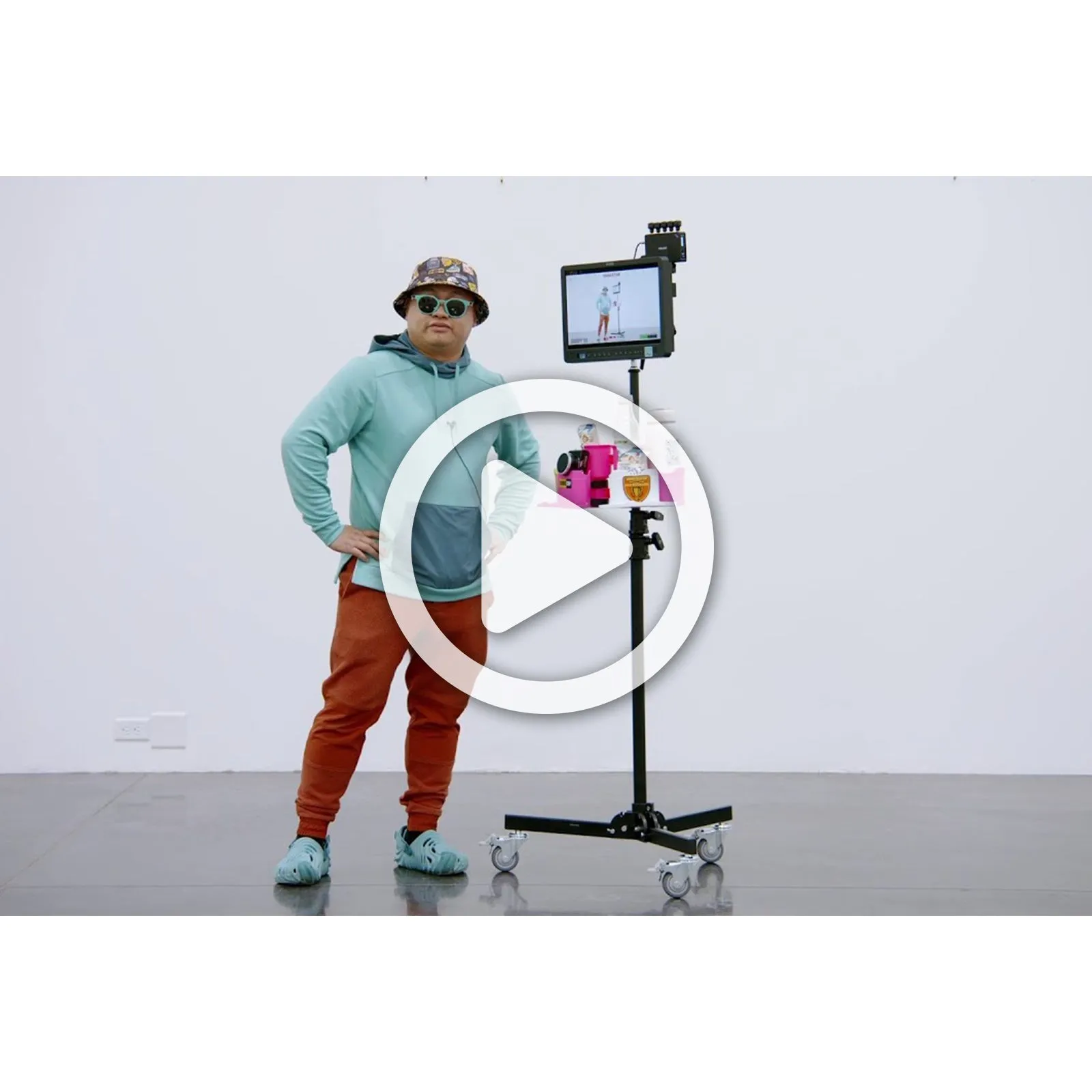 Proaim 5/8 Folding Wheel Base Stand for Lights & Studio Photography | Max. Height: 8.6 Feet