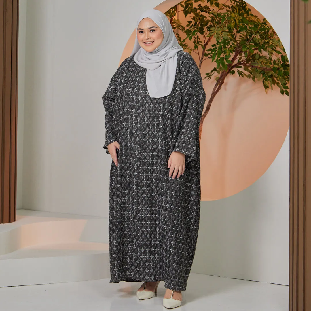 Saffron Pleated Kaftan - Black