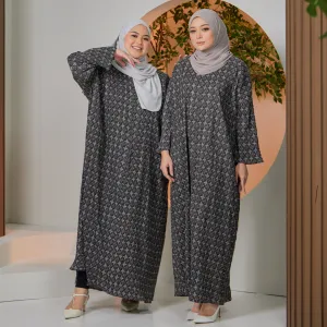 Saffron Pleated Kaftan - Black